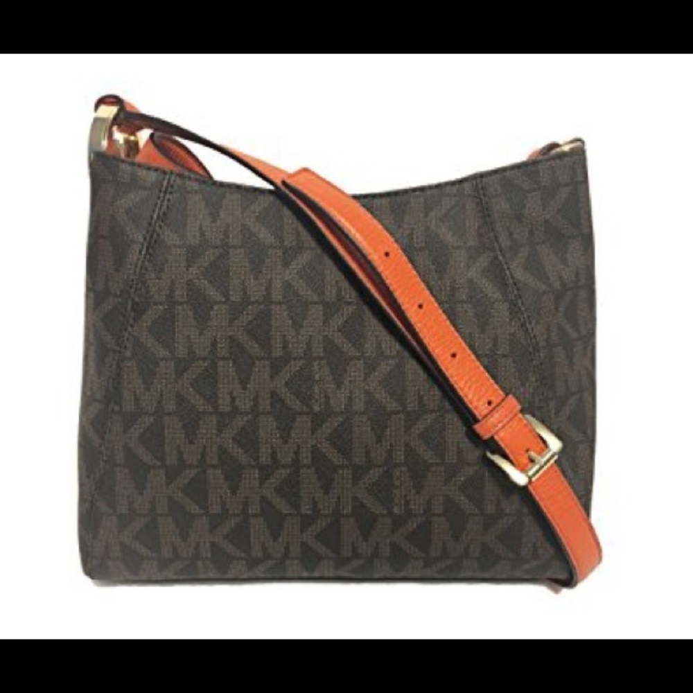 Michael Kors Fulton Medium Leather Messeger Bag